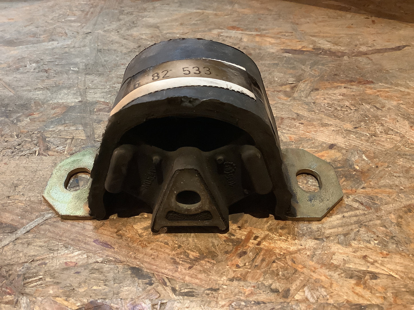 Opel Kadett D Motorhalter Original GM NEU