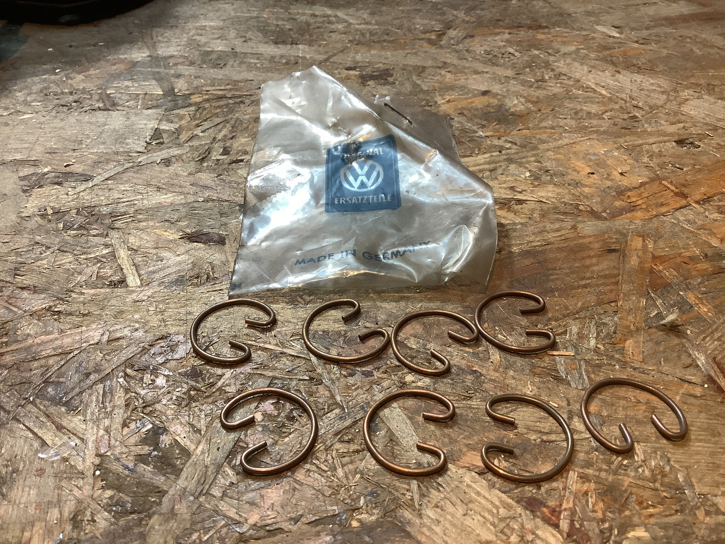 VW Typ 1/2/3 Kolbenbolzen, Sicherungsring-Set Original VW NEU