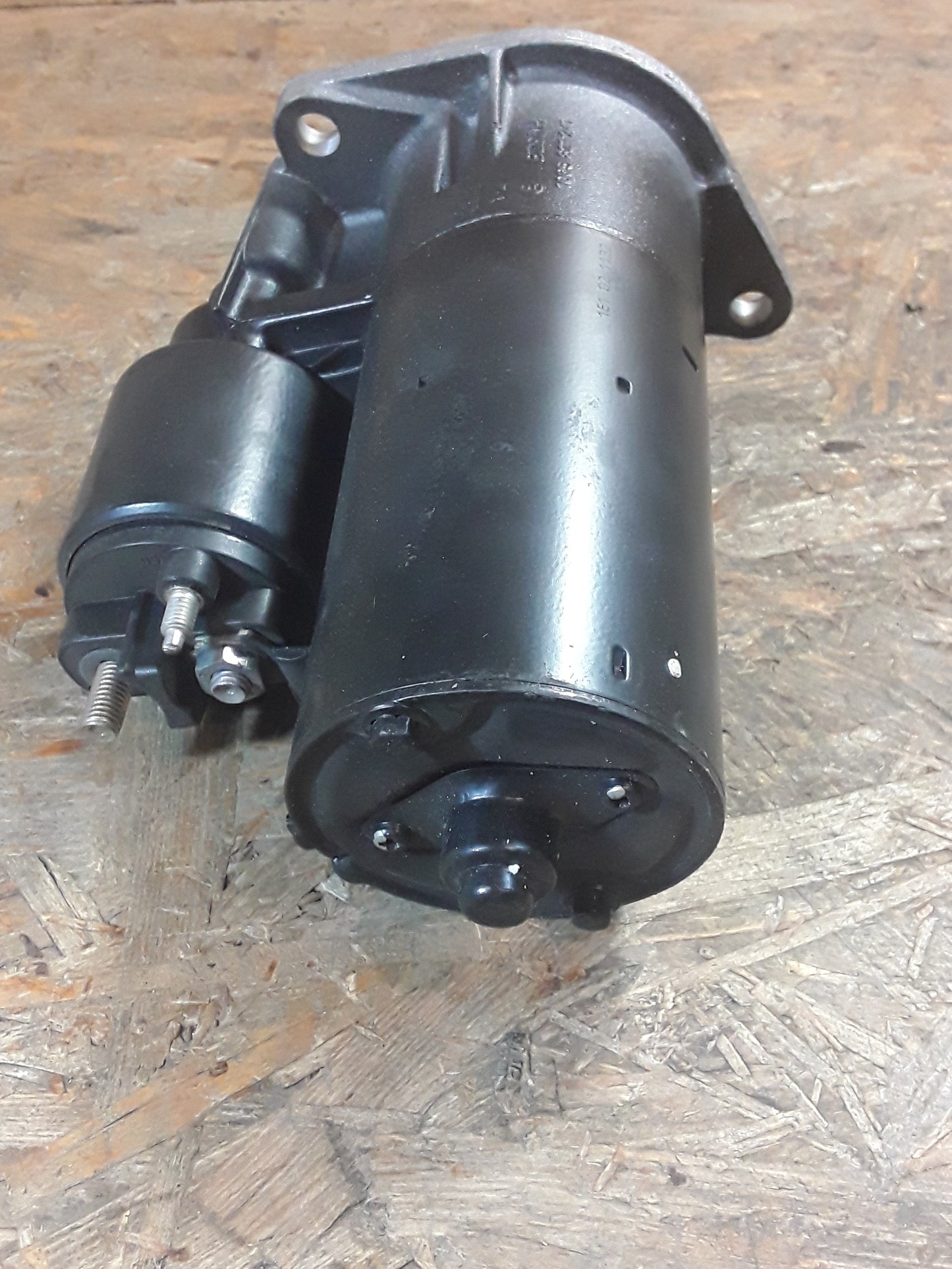 Ford Granada 2.0/ Scorpio 2.0,1.8/ Sierra 2.0,1.8 Anlasser original Bosch NEU
