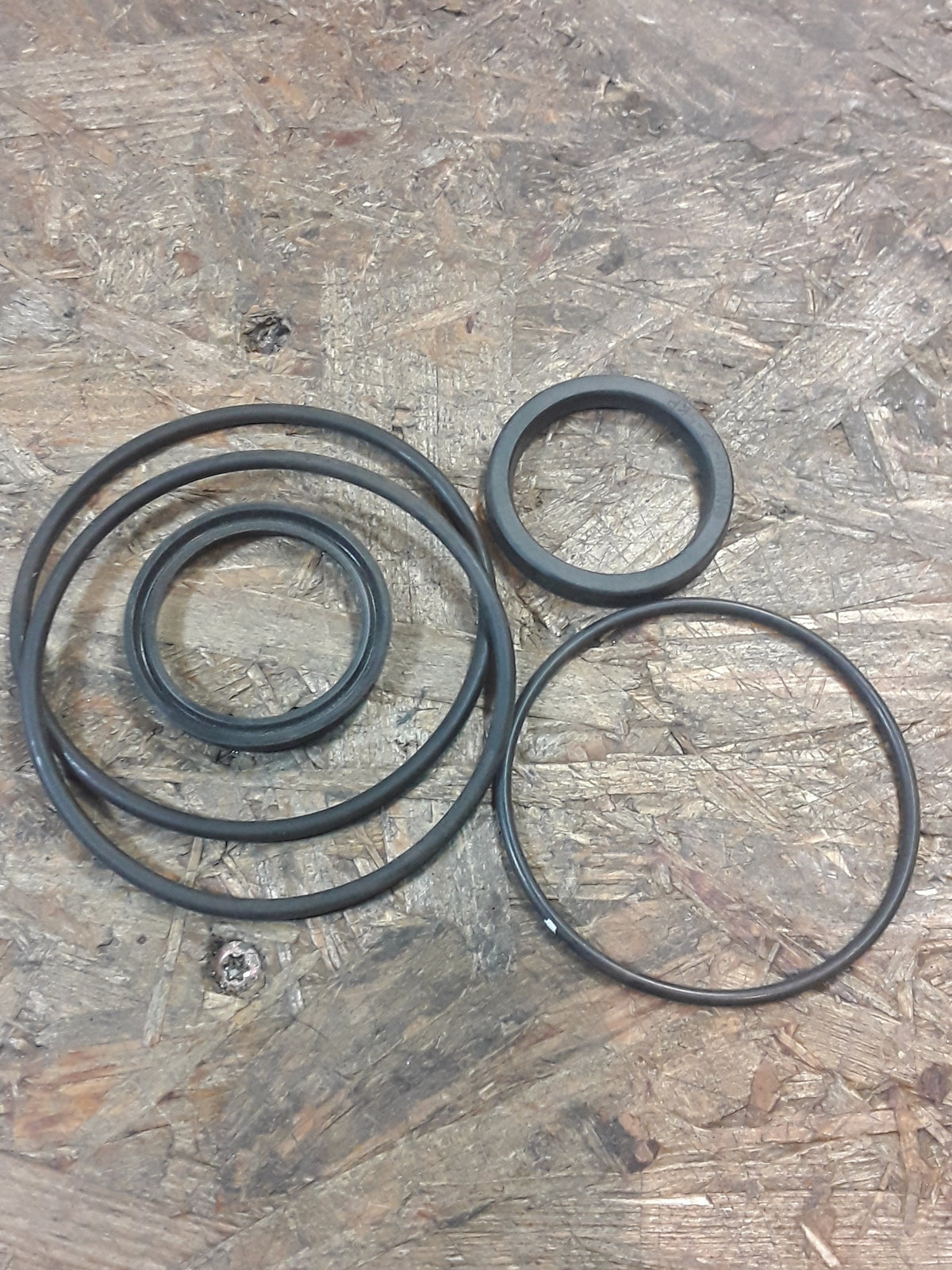 Mitsubishi Pajero L040G/ L140G/ L200 K10/20/30T Dichtungssatz, Sektorwelle, Lenkgetriebe original Mitsubishi NEU