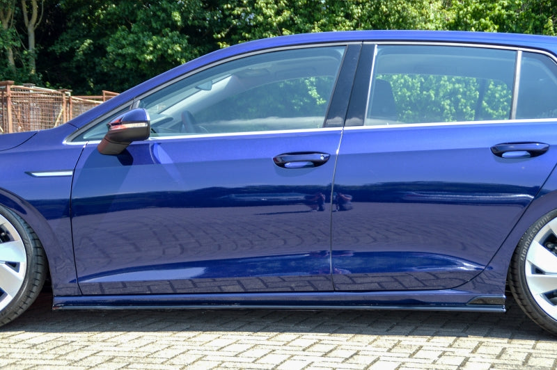 Seitenschwellersatz mit Wing Volkswagen Golf 8 ab Bj.: 12/2019- Carbon