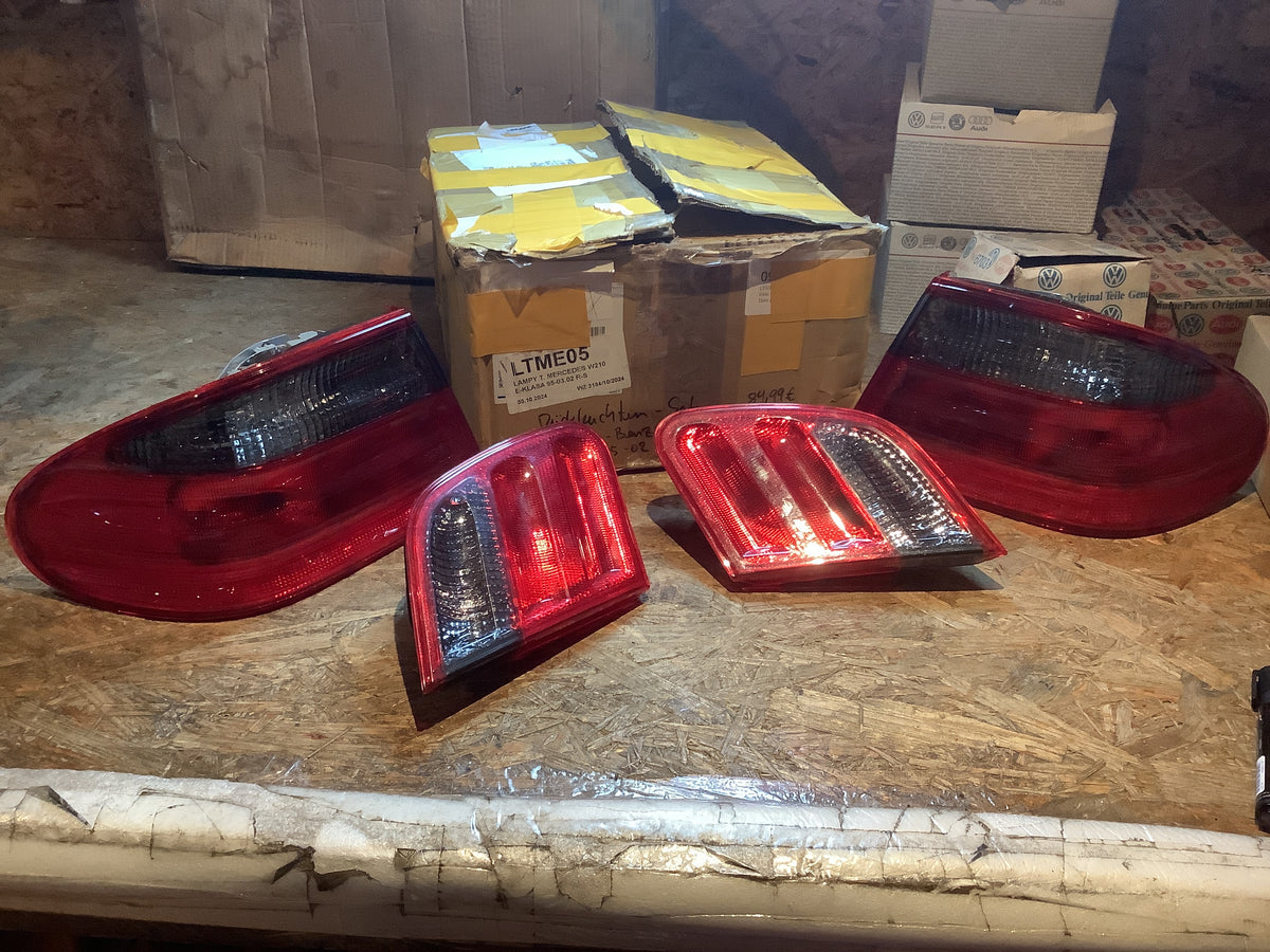 Mercedes Benz W210 Bj. 95-02 Rückleuchten Set Original Tuning Tec NEU