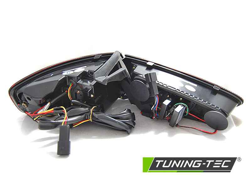 Tuning-Tec Voll LED Lightbar Rückleuchten für Audi A4 B8 Lim. 12-15 Rot/Schwarz / Dynamische Blinker
