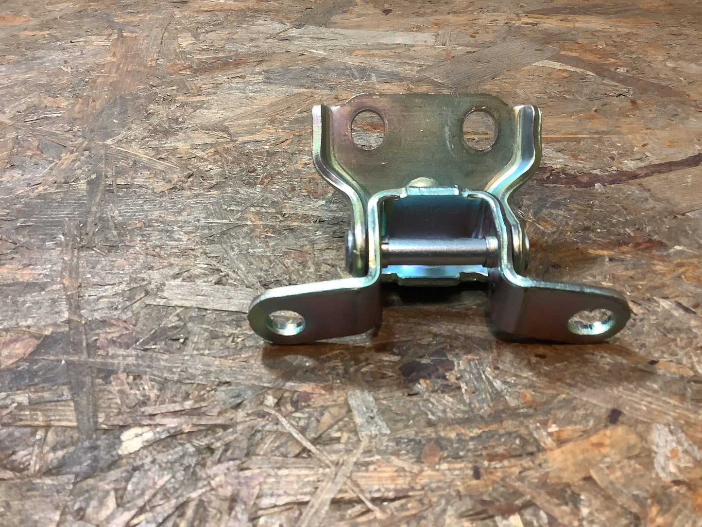 Chevrolet Spark Türscharnier links unten Original GM NEU