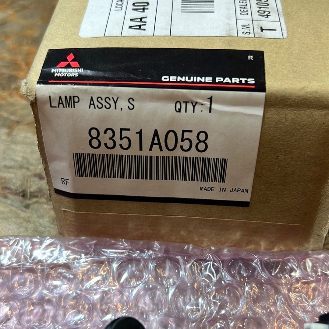 Original Mitsubishi Blinker Spiegel rechts Outlander NEU 8351A058