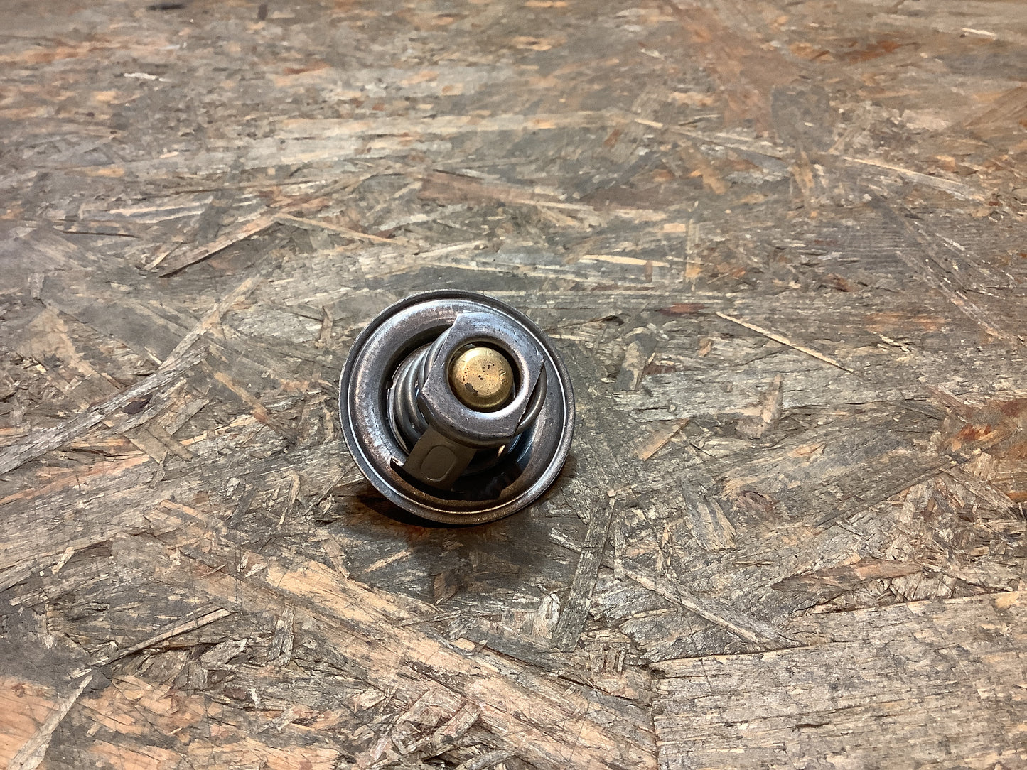 Ford Sierra 82-87; Ford Escort 89-96; Ford Transit 85-92; Ford Escort 95-02 Thermostat Original Motorcraft NEU