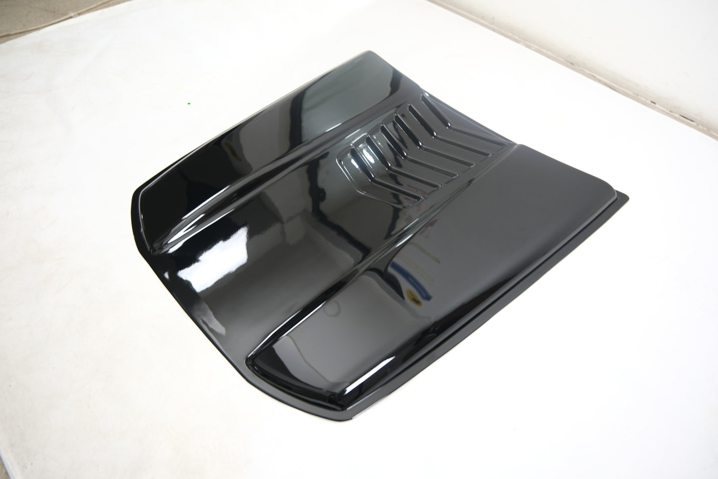Haubenlufteinlass passend für VW Amarok MK1 / MK1 Facelift 2010-2022 Hochglanz Schwarz