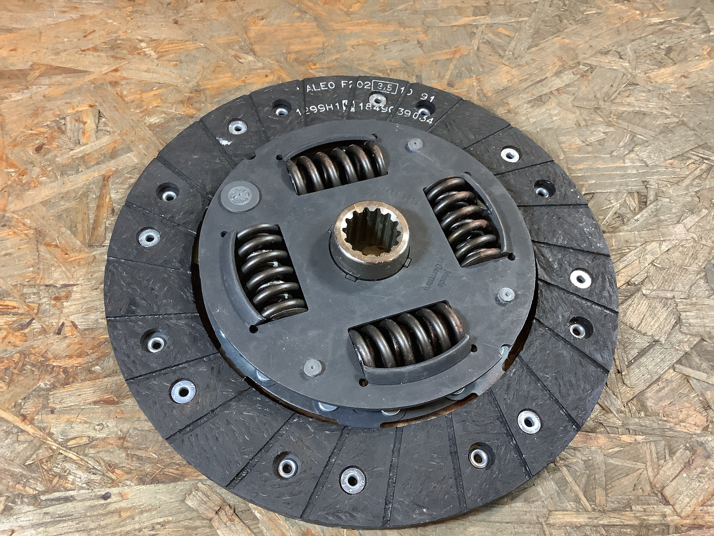 Astra G, Vectra, Zafira Kupplungsscheibe, 9 Zoll Original GM NEU