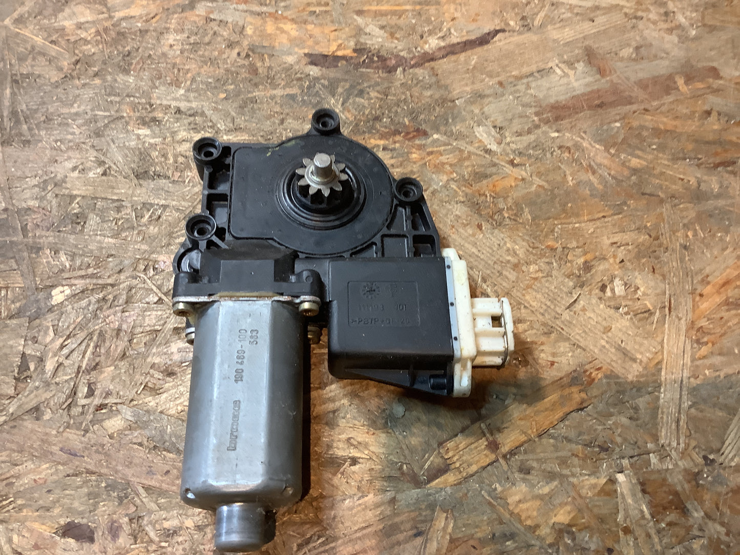 Opel Tigra E- Fensterheber vorne links Original GM NEU