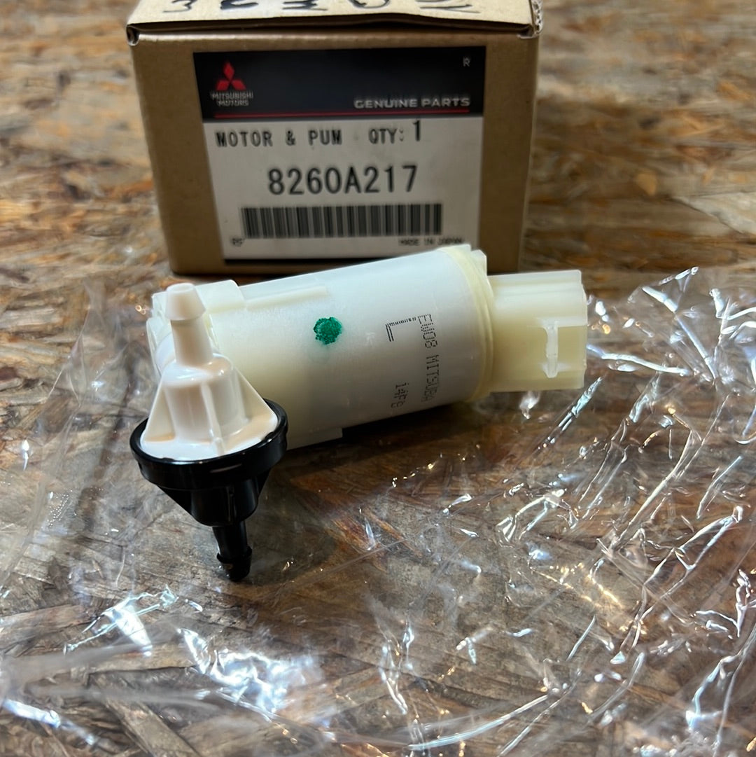 Original Mitsubishi Wischwasserpumpe Outlander NEU