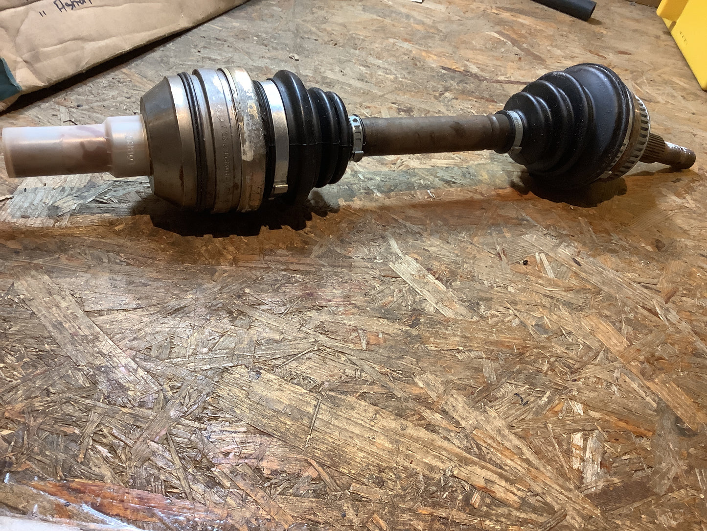 Opel Kadett E Antriebswelle links Original GM NEU