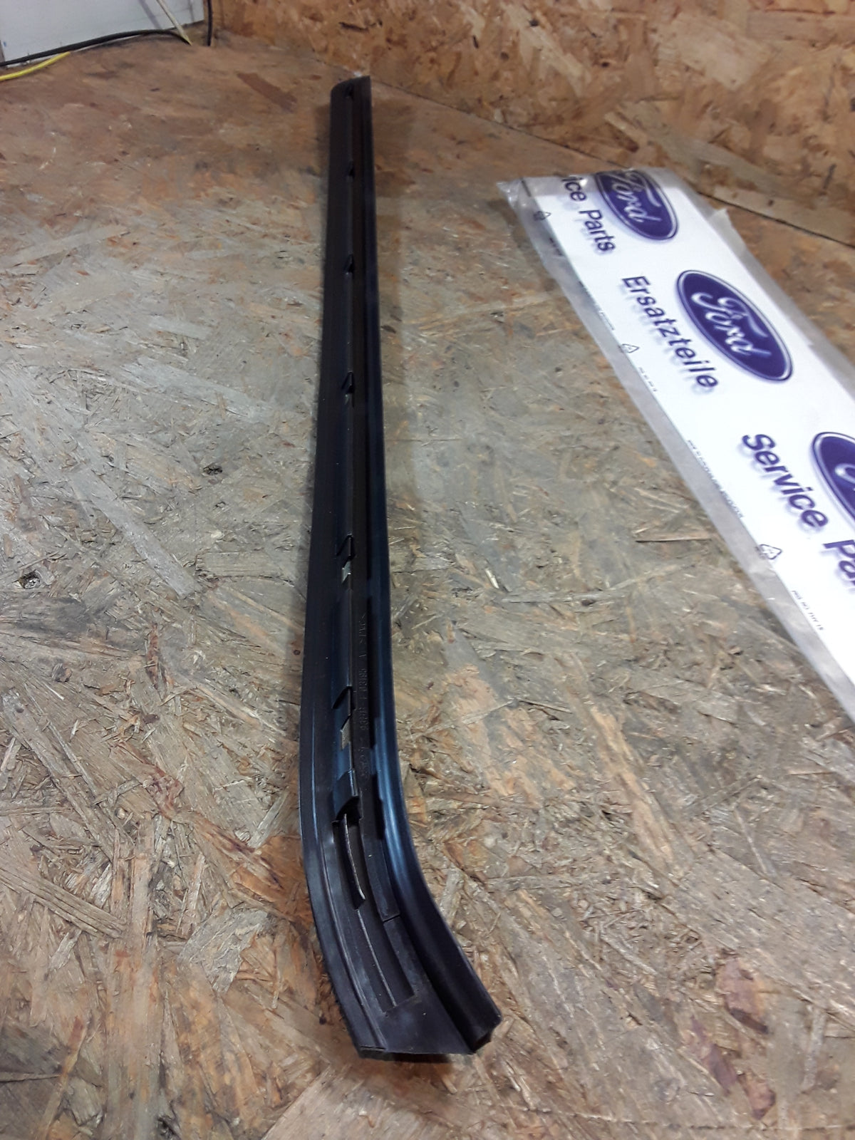 Ford Mondeo Zierleiste links original Ford NEU