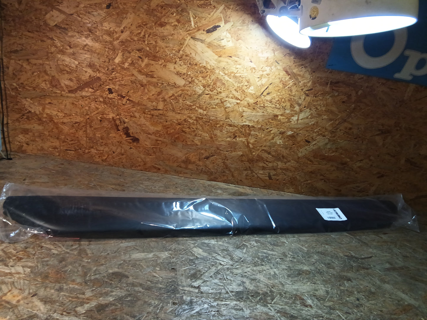 Oneway Heckklappenabdeckung passend für Nissan Navara NP300 (D23) 2014-2021 - Mattschwarz
