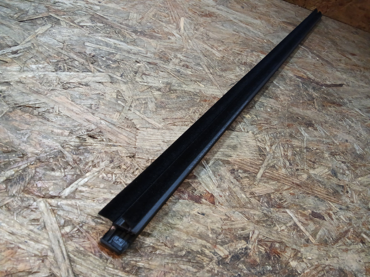 Combo C 01-11 Fensterschachtleiste original GM NEU