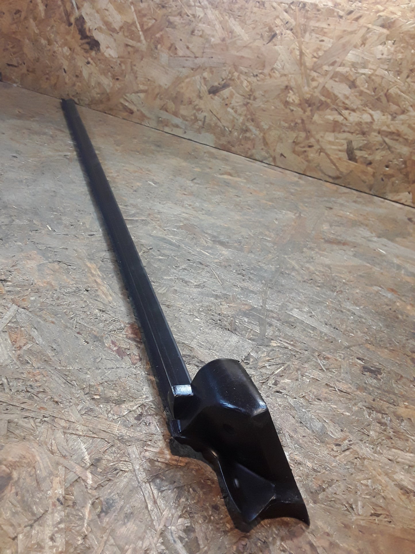 Ford Escort Bj 90-95/ Orion Bj 90-95 Abdichtung Fensterschacht links original Ford NEU