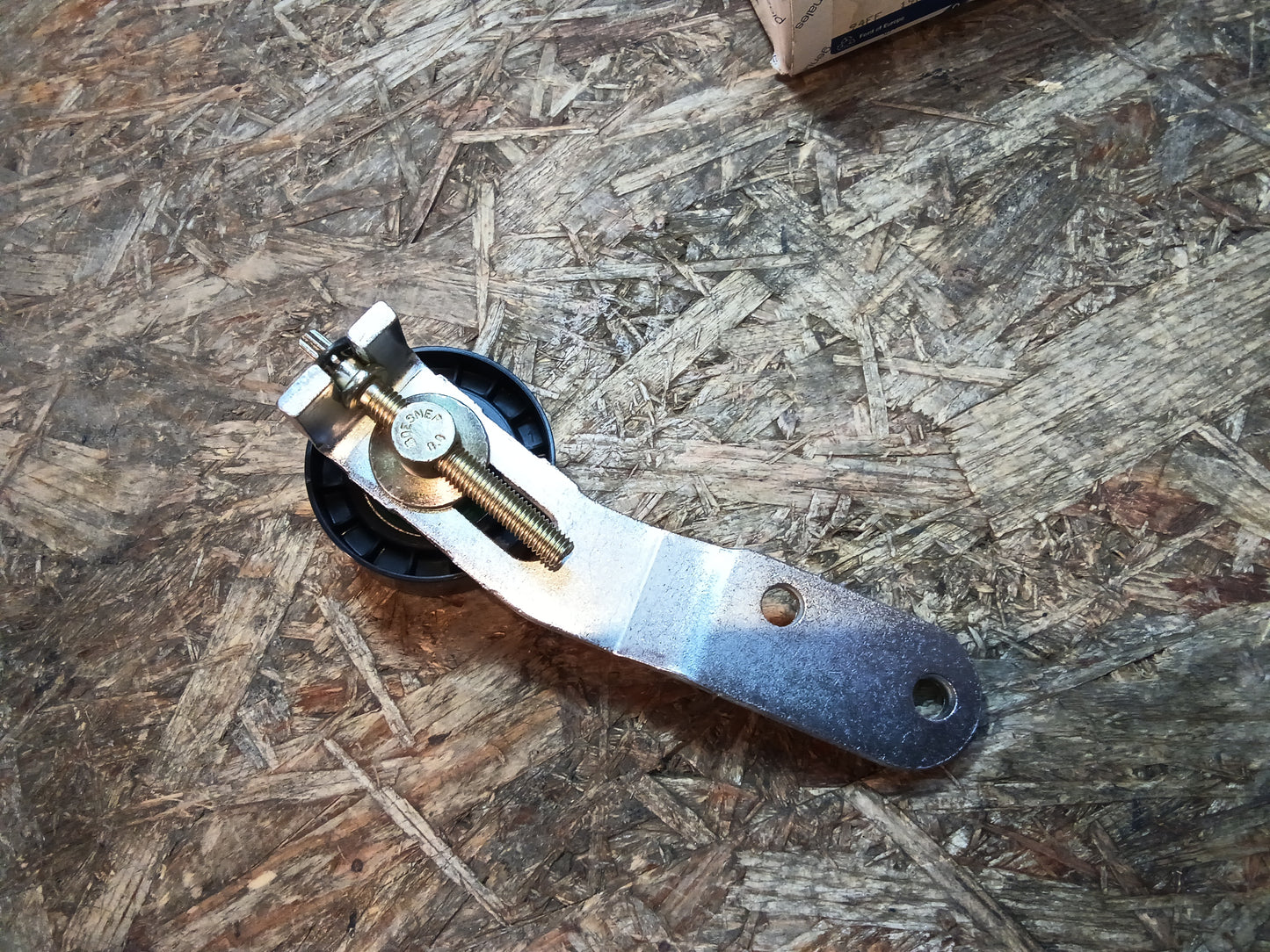 Ford Escort V, Vl Fiesta 3,4 Spannrolle Keilrippenriemen original Ford NEU
