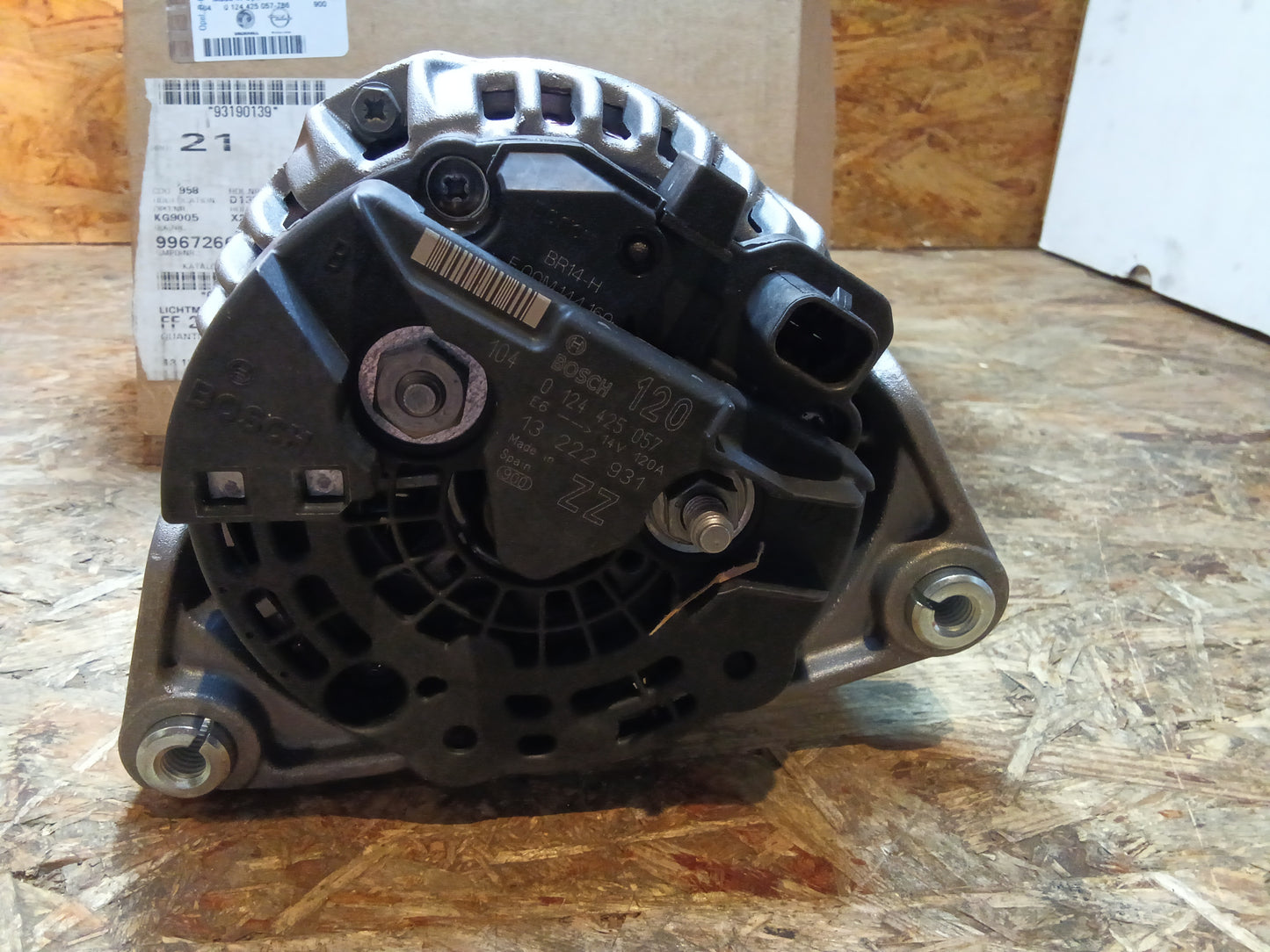 Corsa C/D Astra H Meriva A Lichtmaschine 12V 109A original GM NEU