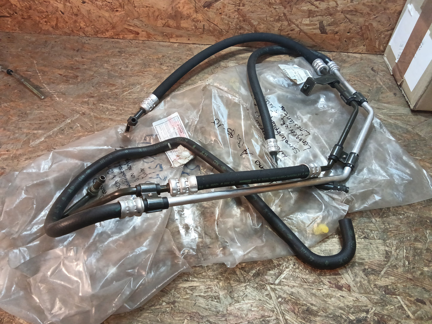Movano A Schlauch und Leitung Servolenkpumpe zum Lenkgetriebe, Linkslenker original GM NEU
