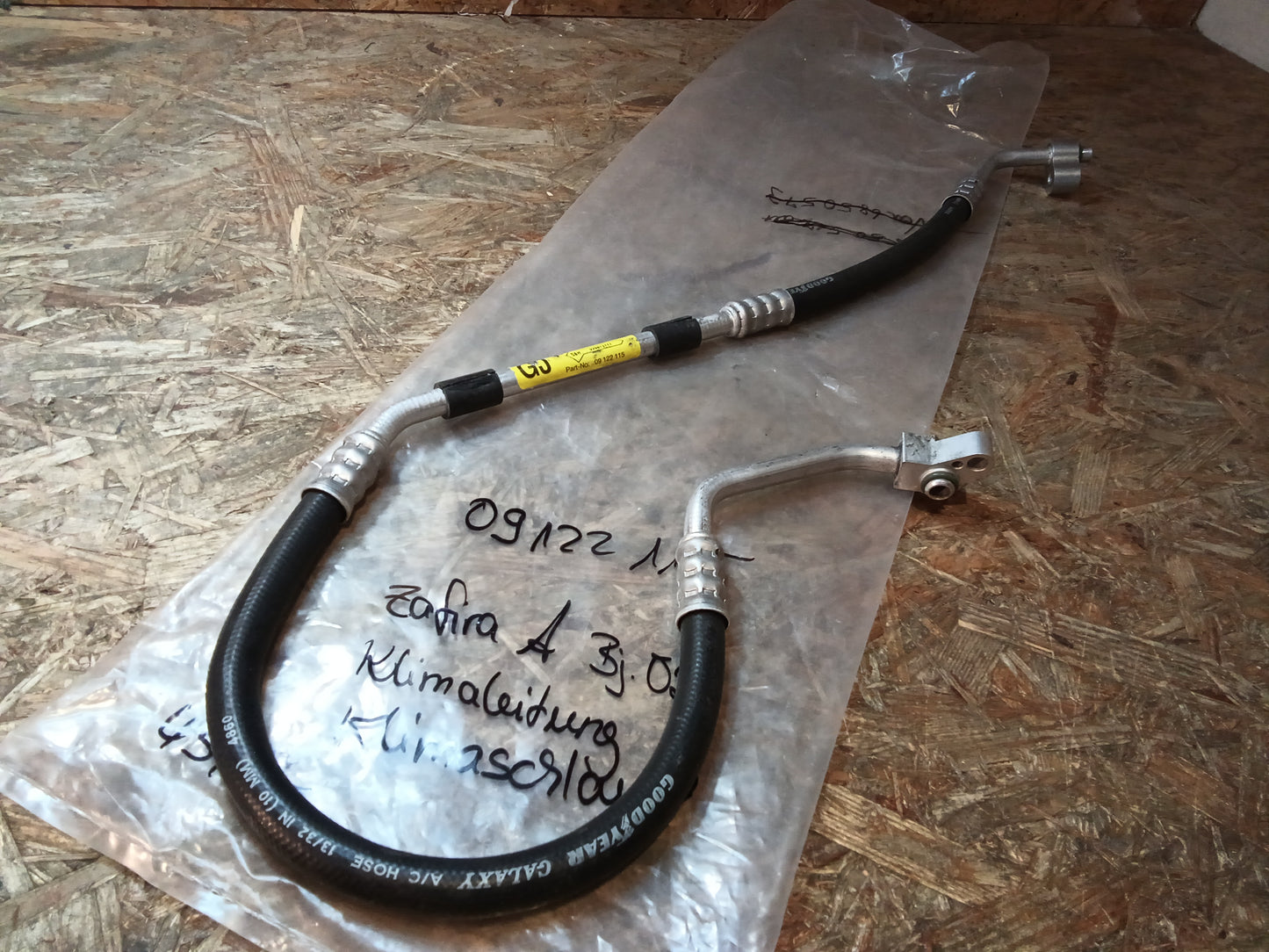 Zafira A BJ 02 Klimaleitung/ Klimaschlauch original GM NEU