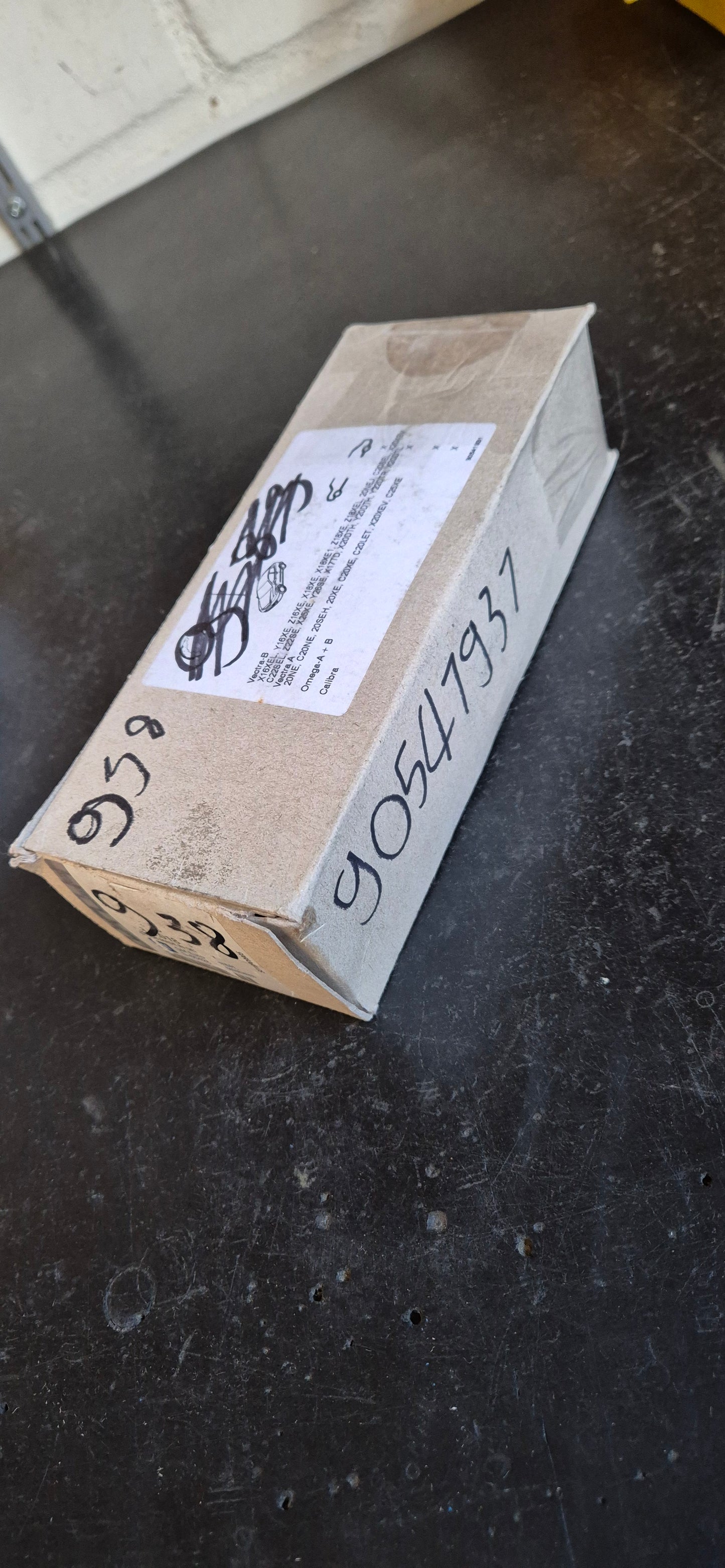 Original GM Opel Vectra A/B Omega B Calibra Bremsbelagsatz Neu