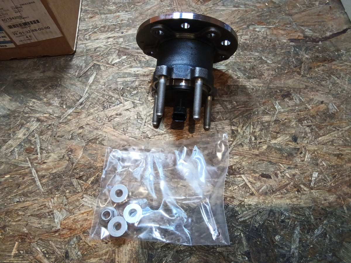 Vectra C Signum Saab 9-3 BJ 03 Radlager inklusive Radnabe für die Hinterachse original GM NEU