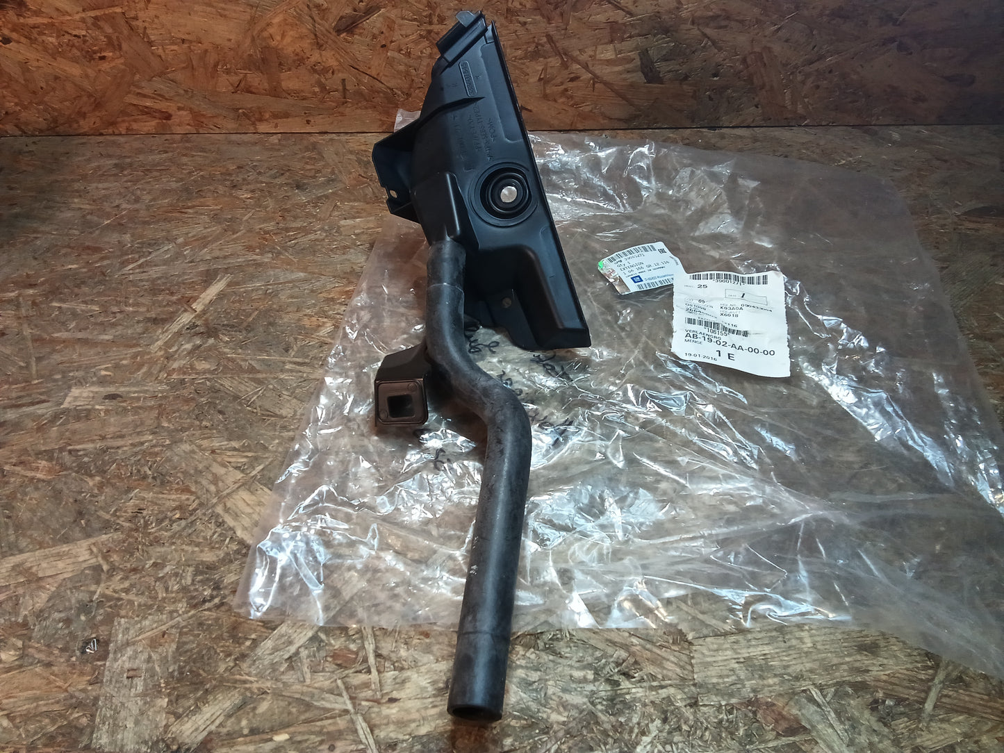 Zafira 17-20 Abweiser Luft original GM NEU
