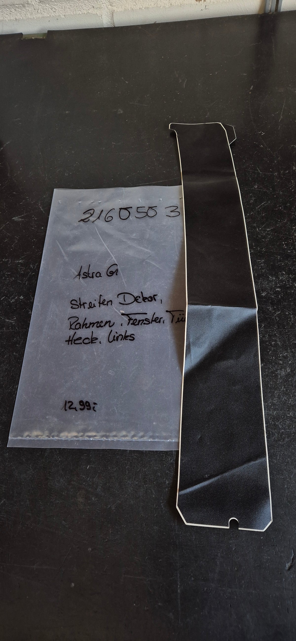 Streifen Dekor Astra Rahmen, Fenster, Tür, Heck, links Original GM Neu