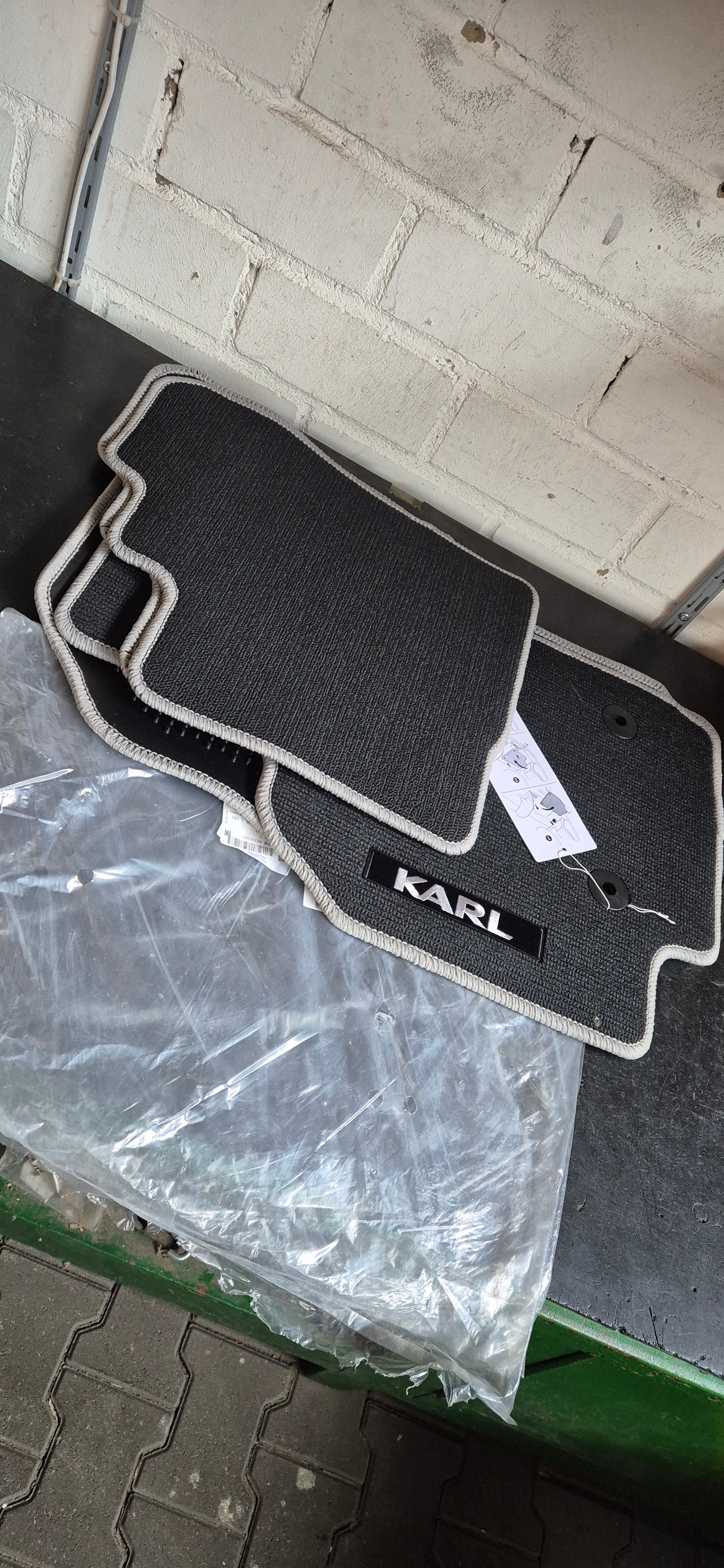Fußmatten Opel Karl 4-teilig Satz Original GM Neu