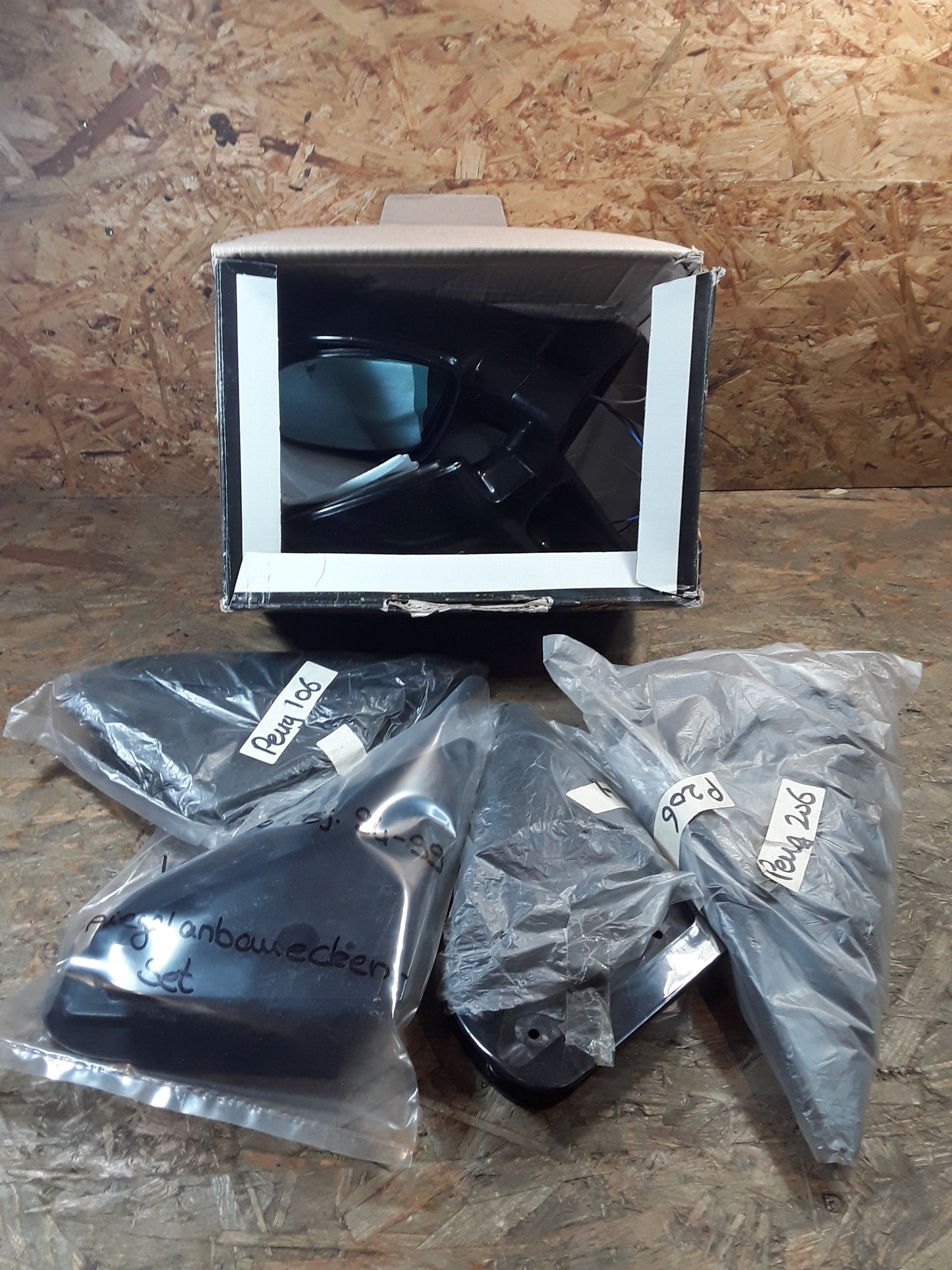 VW Polo Bj 94-99, Peugeot 206/106, VW Golf 4 Sportspiegelset original Super Sport Mirror NEU