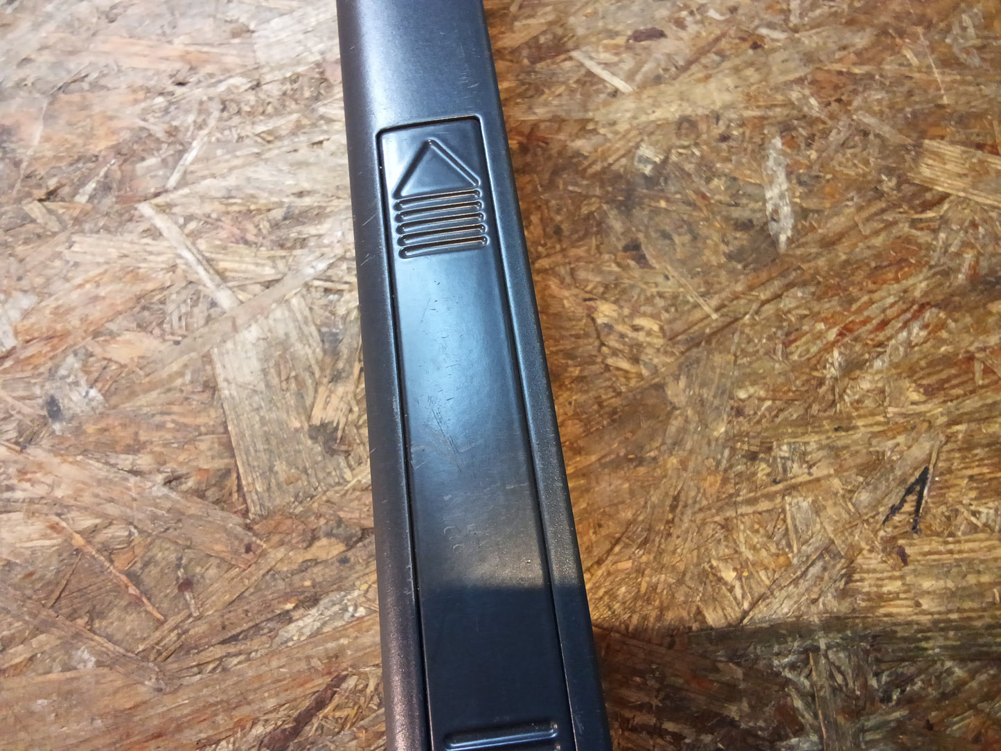 Calibra A Dachzierleiste (diverse Spuren von Lagerung) original GM NEU