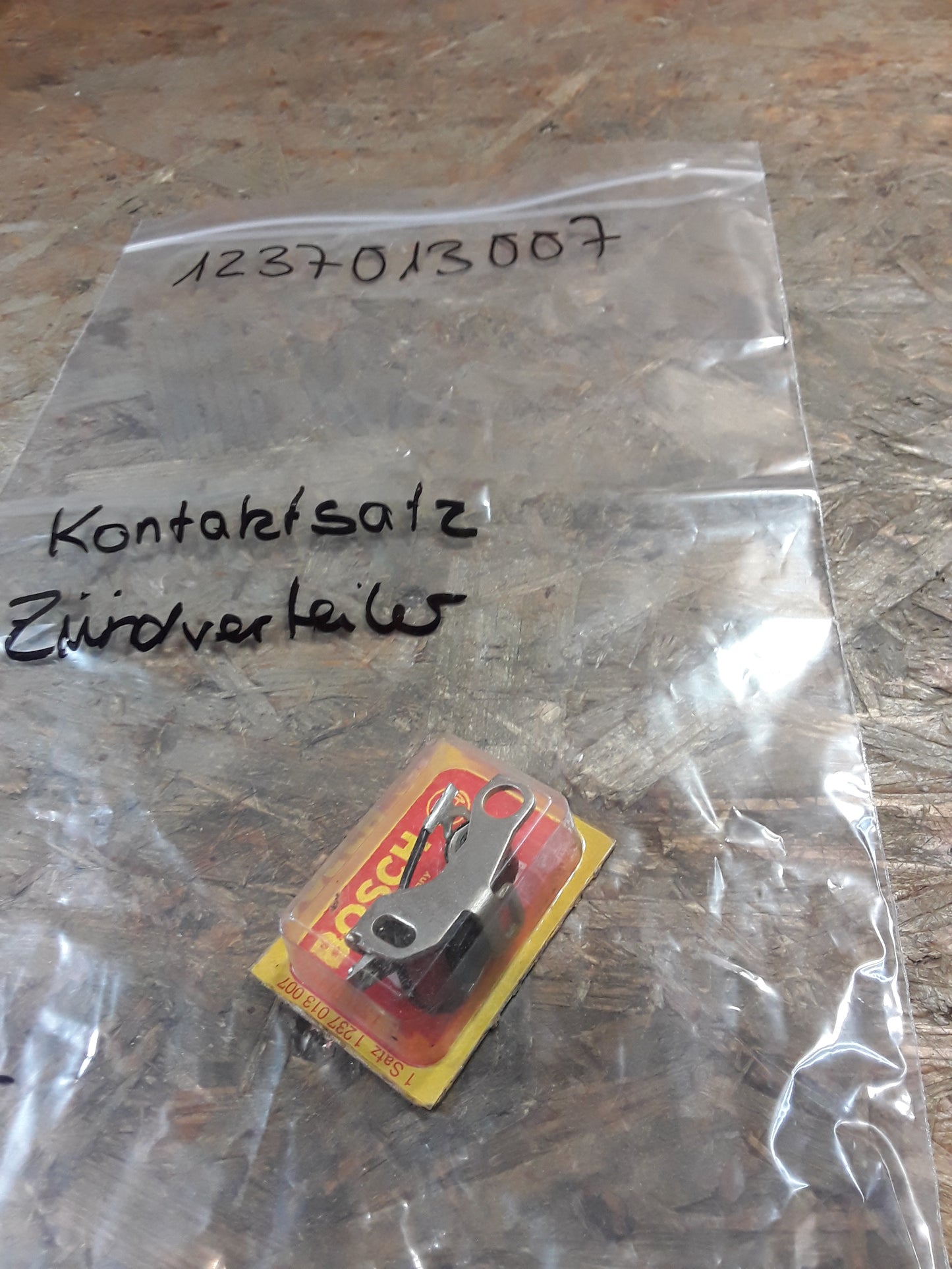 Modell unbekannt Kontaktsatz Zündverteiler original Bosch NEU
