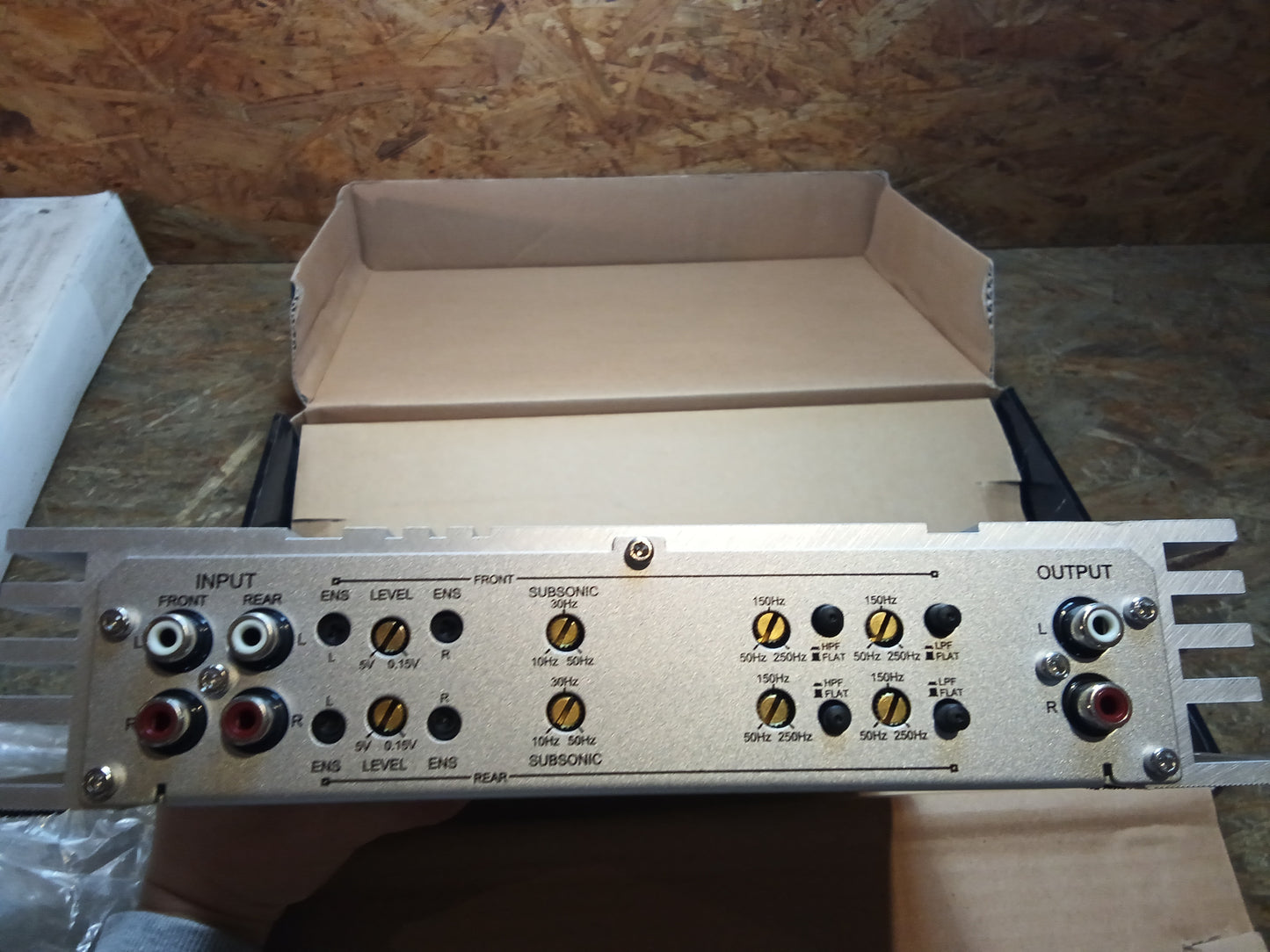 Diverse Fahrzeuge Rom4 Verstärker 4x80 Watt RMS original SIGNAT NEU