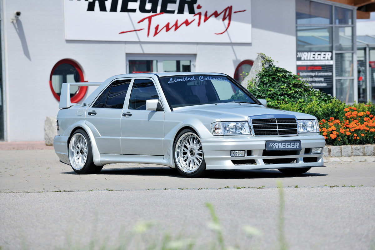 Mercedes 190 (W201) Rieger Seitenteil Breitbau II Rammschutzleiste rechts, vorne, GFK,
inkl. Montagezubehör