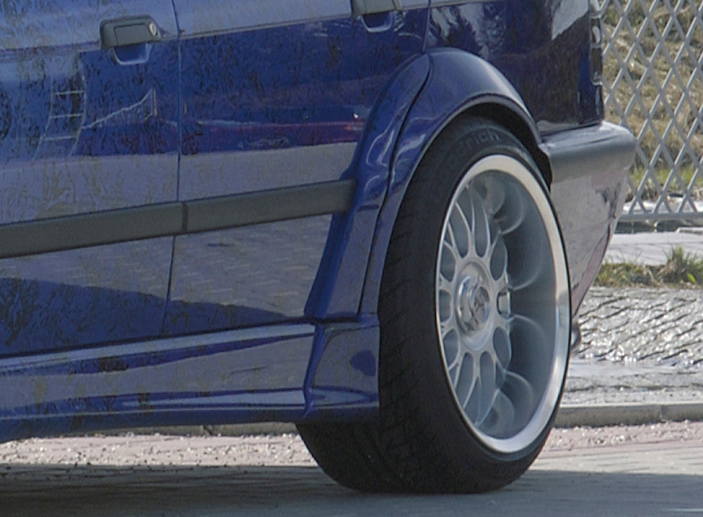 BMW 3er E36 Rieger Radlauf Breitbau II rechts, hinten, GFK