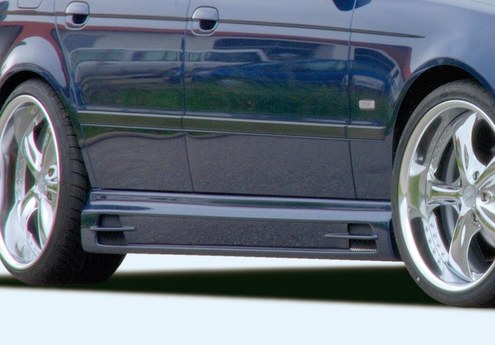 BMW 5er E39 Rieger Seitenschweller rechts, mit Schacht und 2 Ausschnitten, ABS,
inkl. Alugitter, Gutachten, Montagezubehör