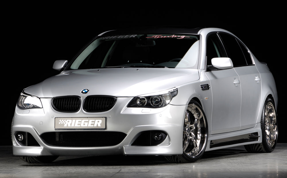 BMW 5er E60 Rieger Spoilerstoßstange (wie 53611) für Facelift 2008- ABS, für Fzg. mit Scheinwerferreinigungsanlage, Einparkhilfe (PDC),
inkl. Alugitter, Montagezubehör