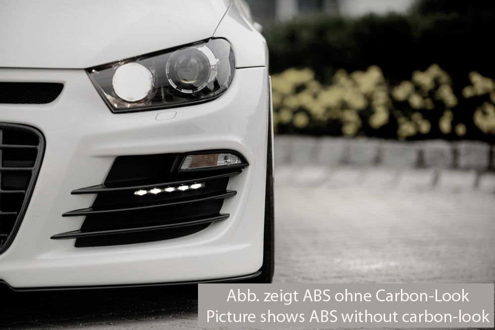 VW Scirocco 3 (13) Rieger Lufteinlaßblenden (Aufpreis) links, rechts, für Spoilerstoßstange, mit Aussparung für Tagfahrleuchten, ABS, schwarz glänzend,
inkl. Montagezubehör