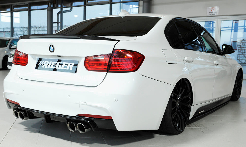 BMW 3er F30 (3L) Rieger Heckeinsatz nur für M-Paket-Heckschürze für Doppelendrohr li. u. re. (335i-/340i-Look), (4x90mm ø), ABS, schwarz glänzend, für Fzg. mit M-Technik,
inkl. Montagezubehör, Gutachten