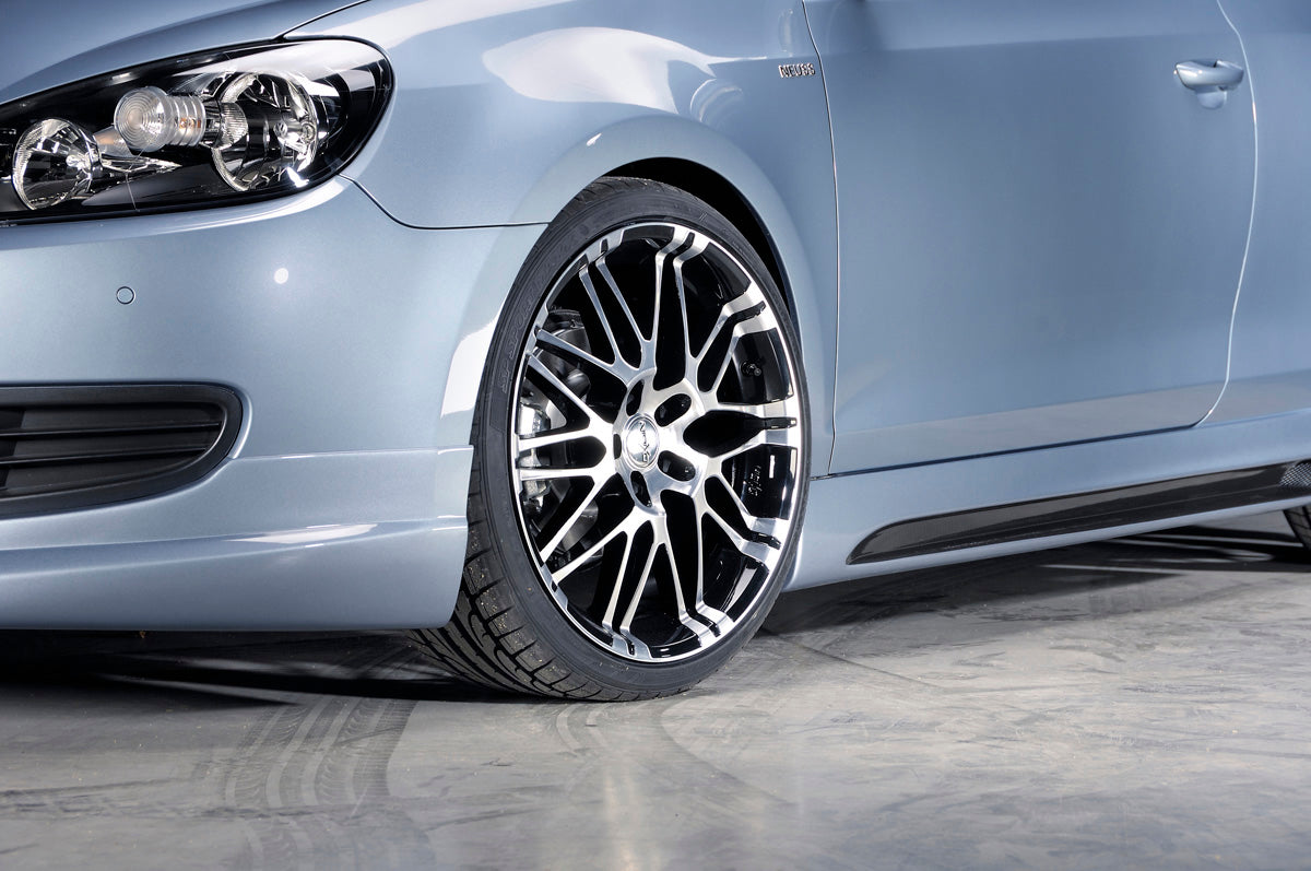 VW Golf 6 Rieger Seitenschweller rechts, mit Schacht, mit Ausschnitt, ABS, Carbon-Look,
inkl. Montagezubehör, Alugitter, Gutachten