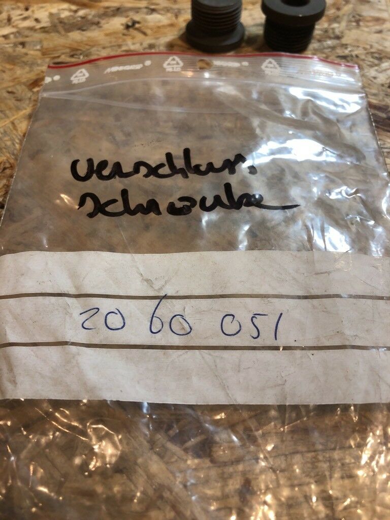 Opel Verschluss Schrauben NEU Original GM