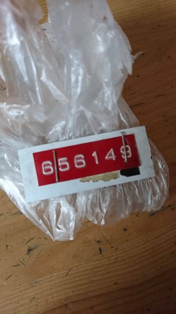 Vectra A 1.6 Entlüftungsrohr Zylinderblock neu original GM