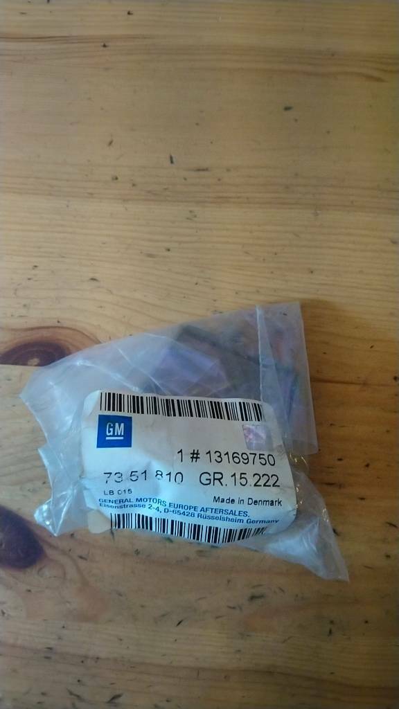 Opel Astra H Caravan Gepäcknetz Halter neu Original GM