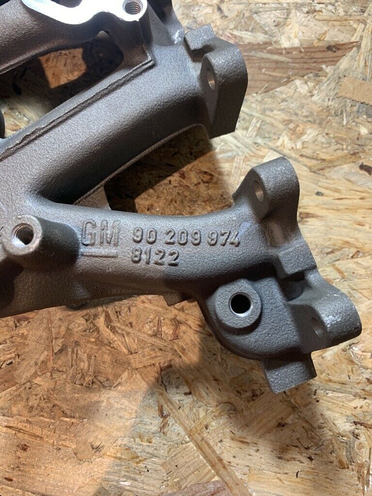 Original GM Opel Kadett Ascona Corsa Ansaugkrümmer Ansaugbrücke Neu