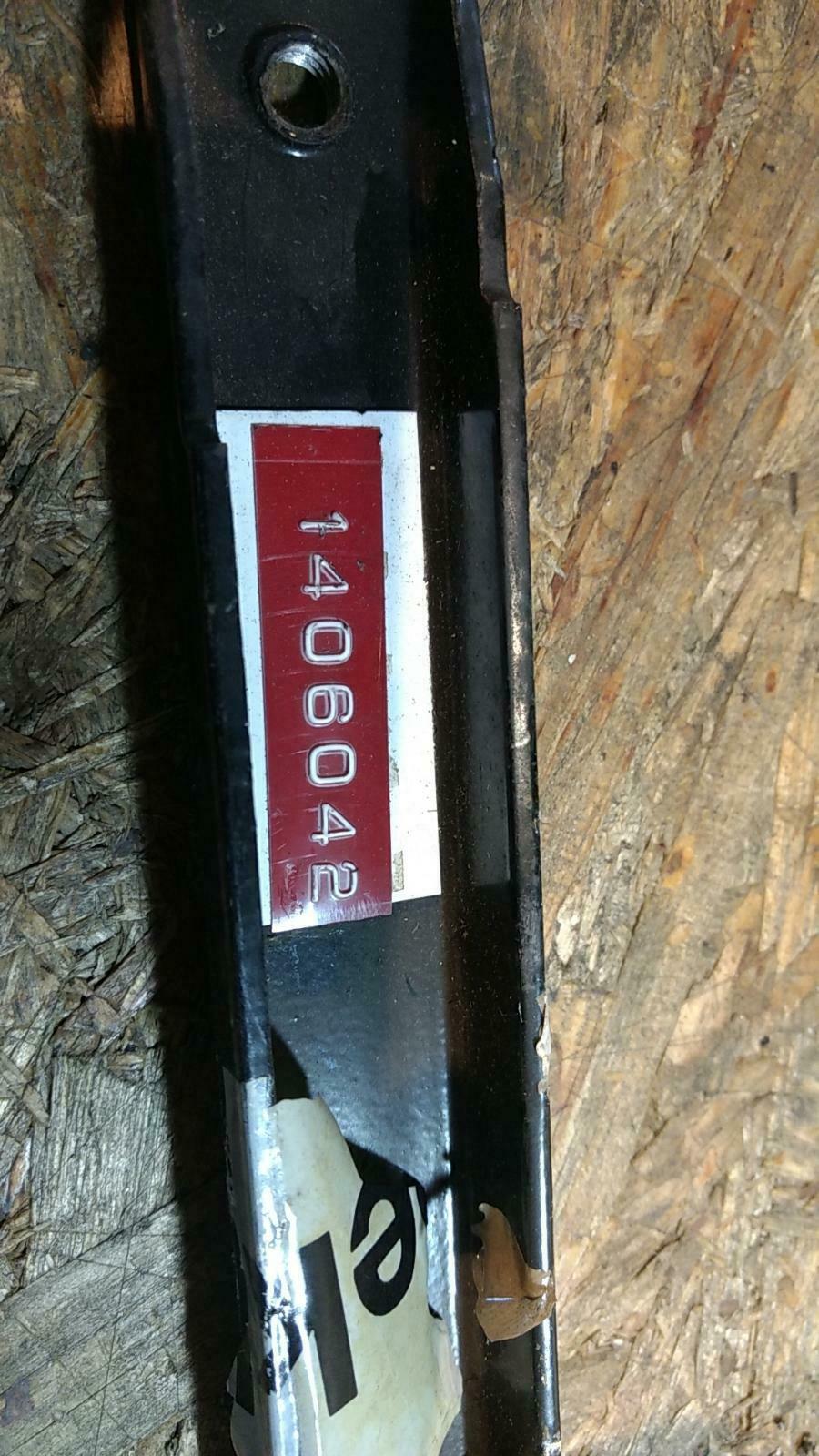 Manta B Halter Stoßstange vorne links original GM Opel Neu