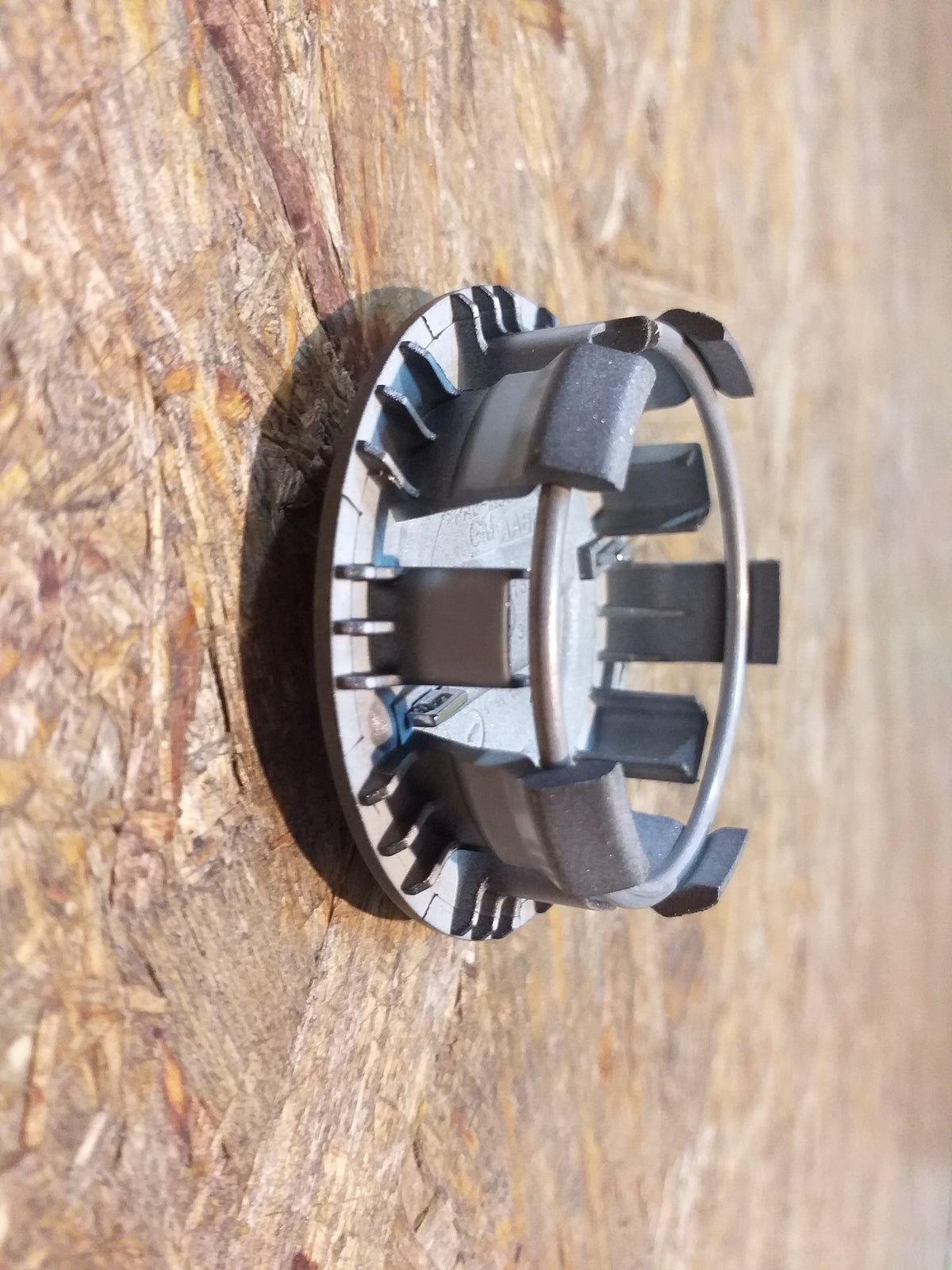 Adam (M13) Astra Nabendeckel an Felge original GM Opel NEU