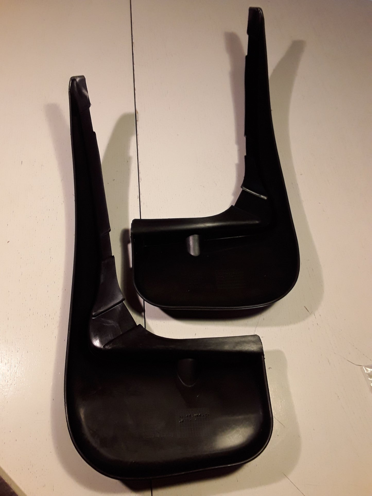 Vectra B Caravan Schmutzfänger hinten mit Anbaumaterial original GM Opel NEU