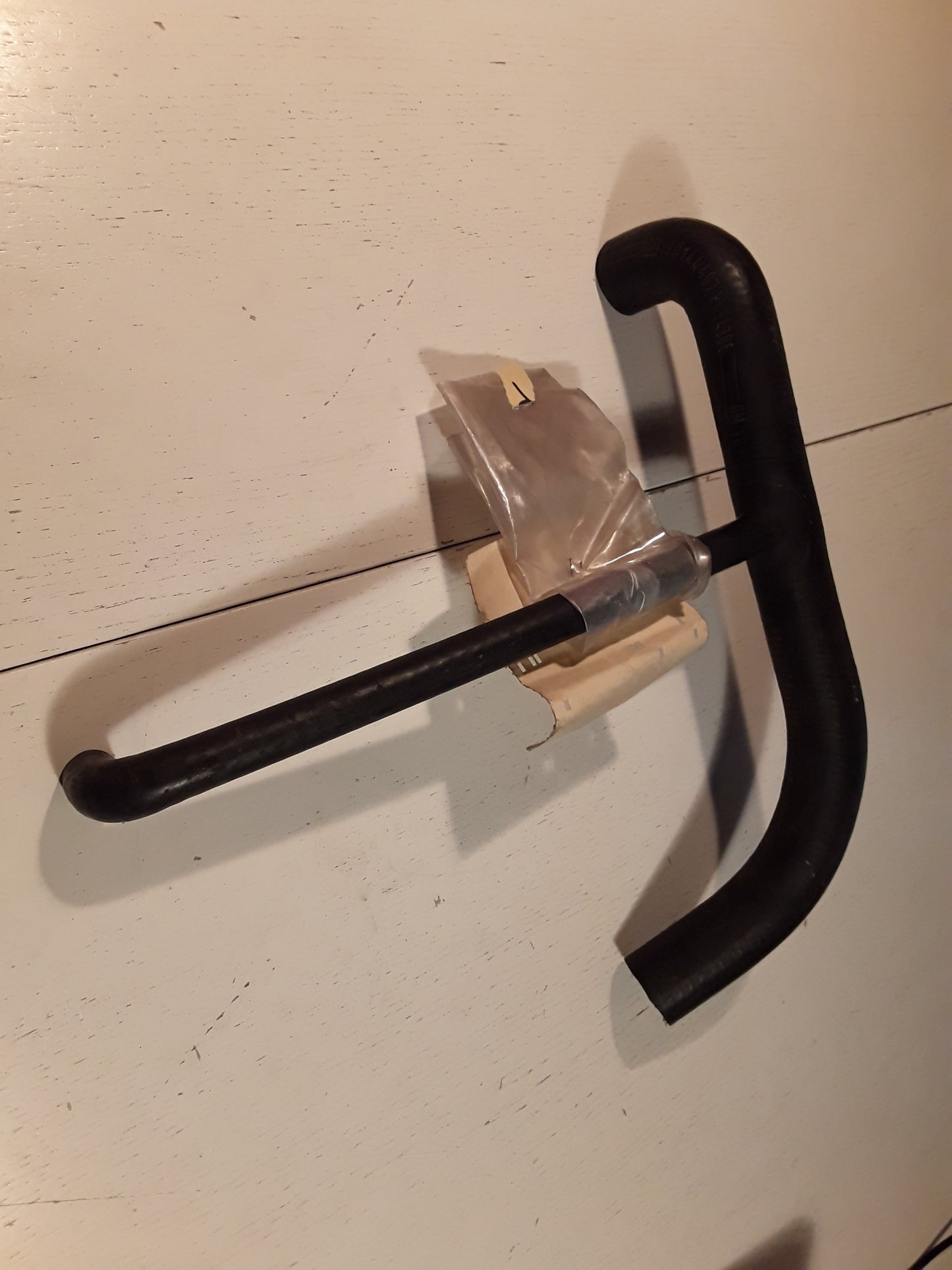 Rekord E 1,8S Schlauchbogen Vorwärmung / Saugrohr original GM Opel NEU
