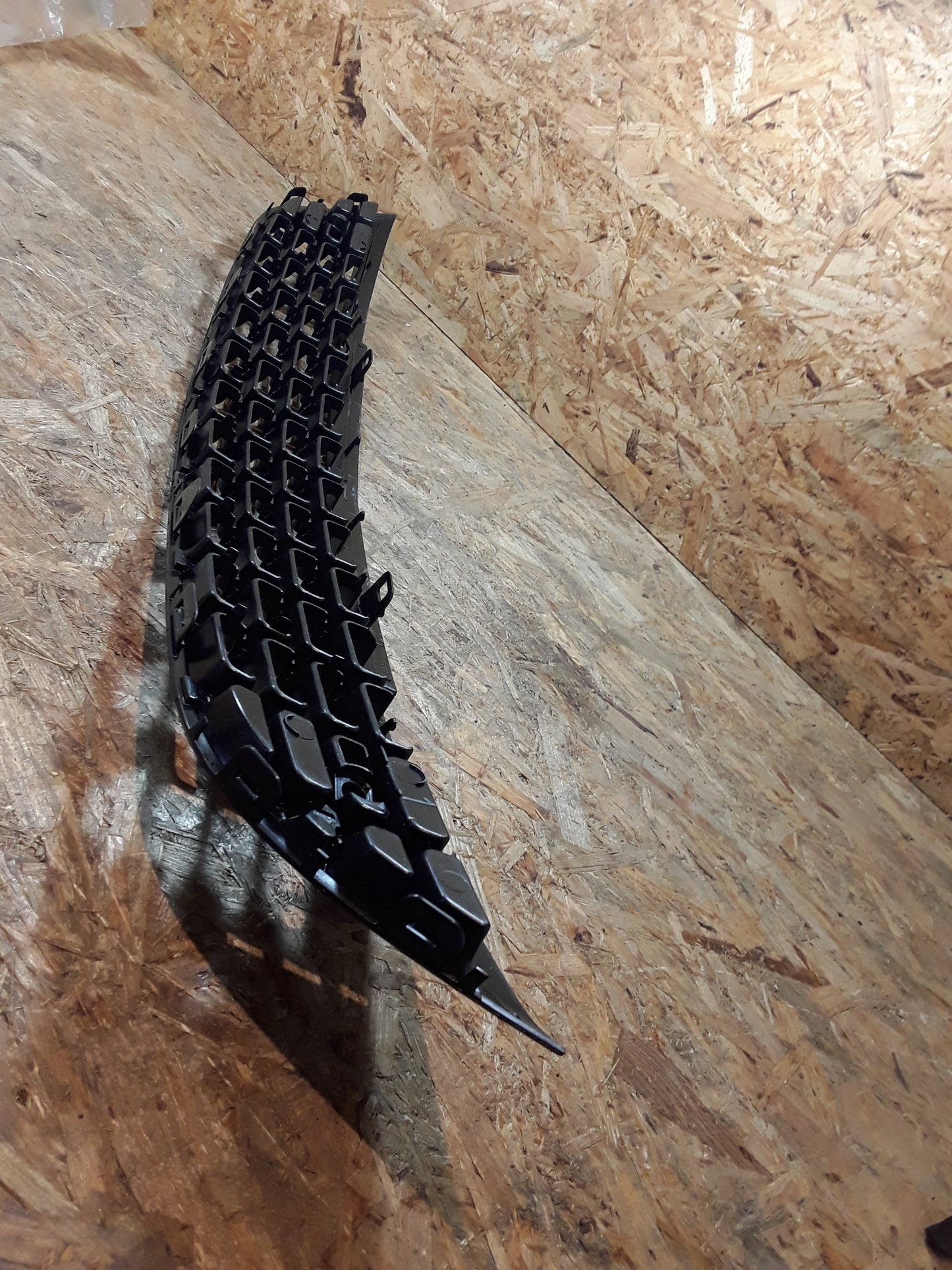 Astra J Kühlergrill unten original GM Opel NEU