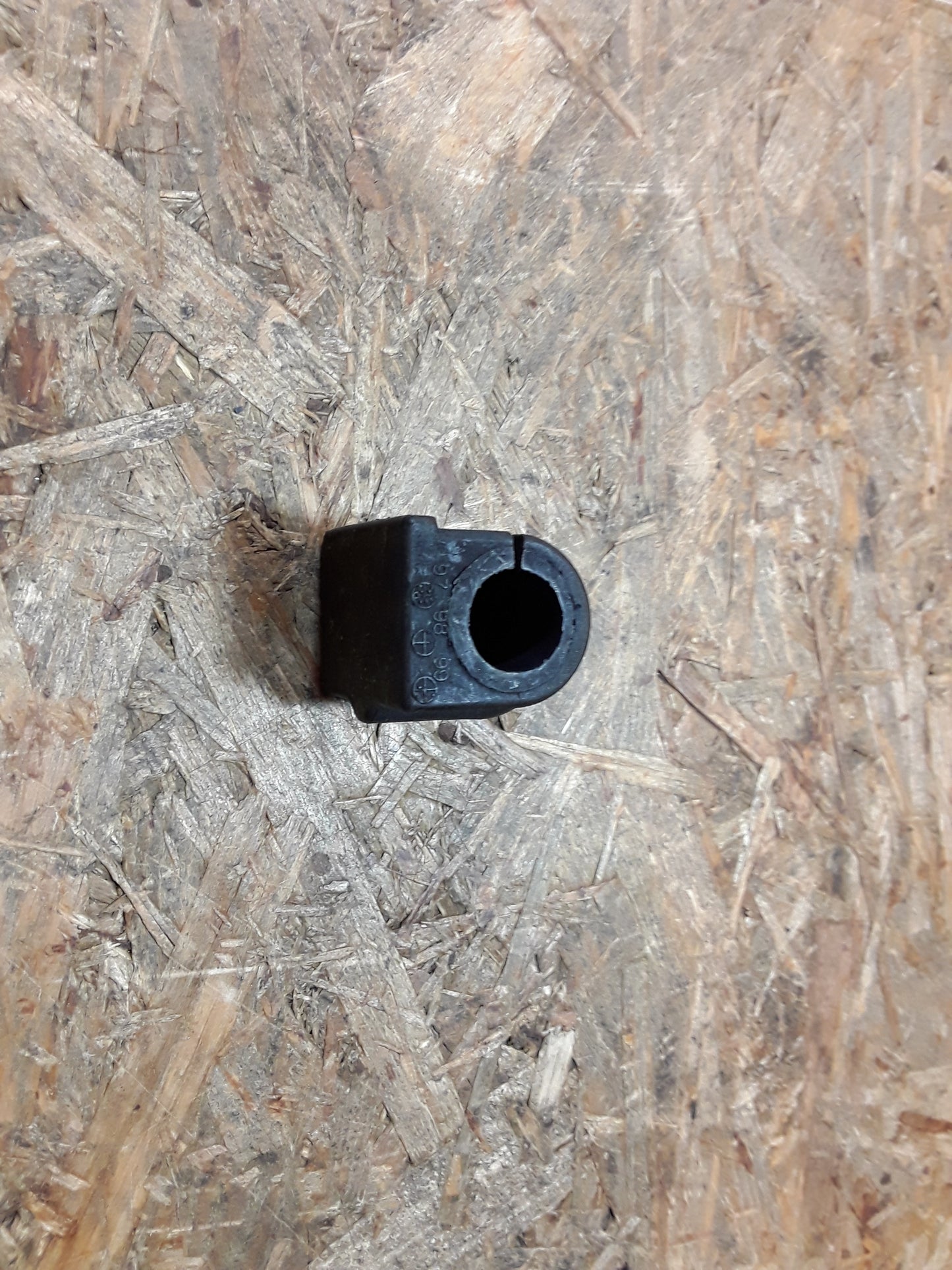 Chevrolet Nubira (J100) Stabilisator Lagerung vorne original GM Opel NEU