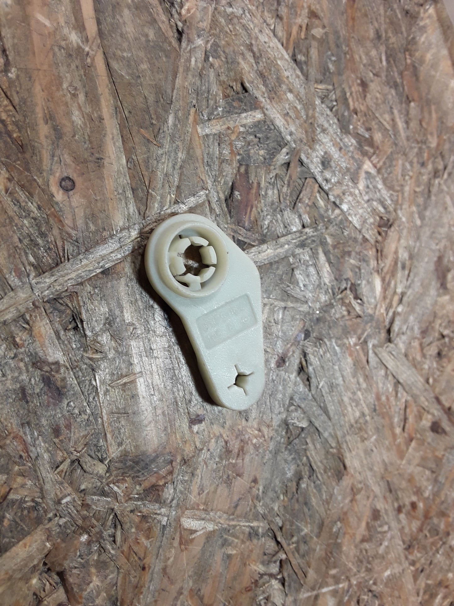 Omega Calibra Astra CC Vectra J89 Halter Abgasanlage original GM Opel NEU
